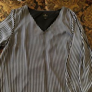 STRIPED BLACK AND WHITE Business Dress